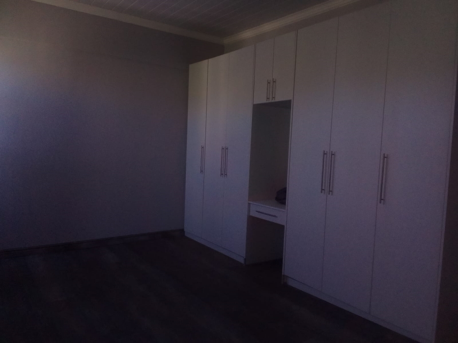 To Let 3 Bedroom Property for Rent in Kidds Beach Eastern Cape